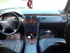 Mercedes E 200