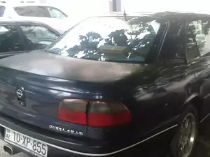 Opel Omega