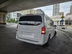 Mercedes Vito