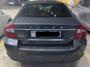 Volvo S 80